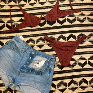 Billabong matching maroon bikini top and bottom